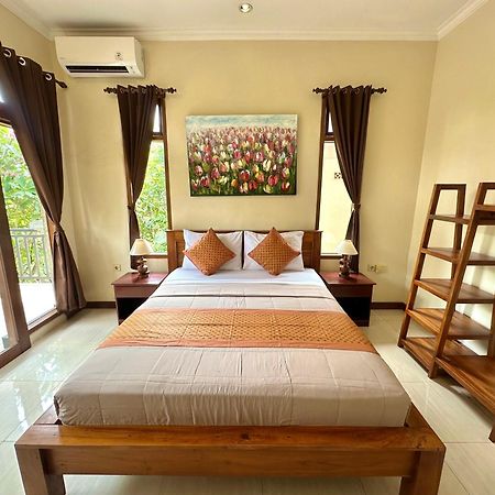 Naeera Guest House ウブド エクステリア 写真